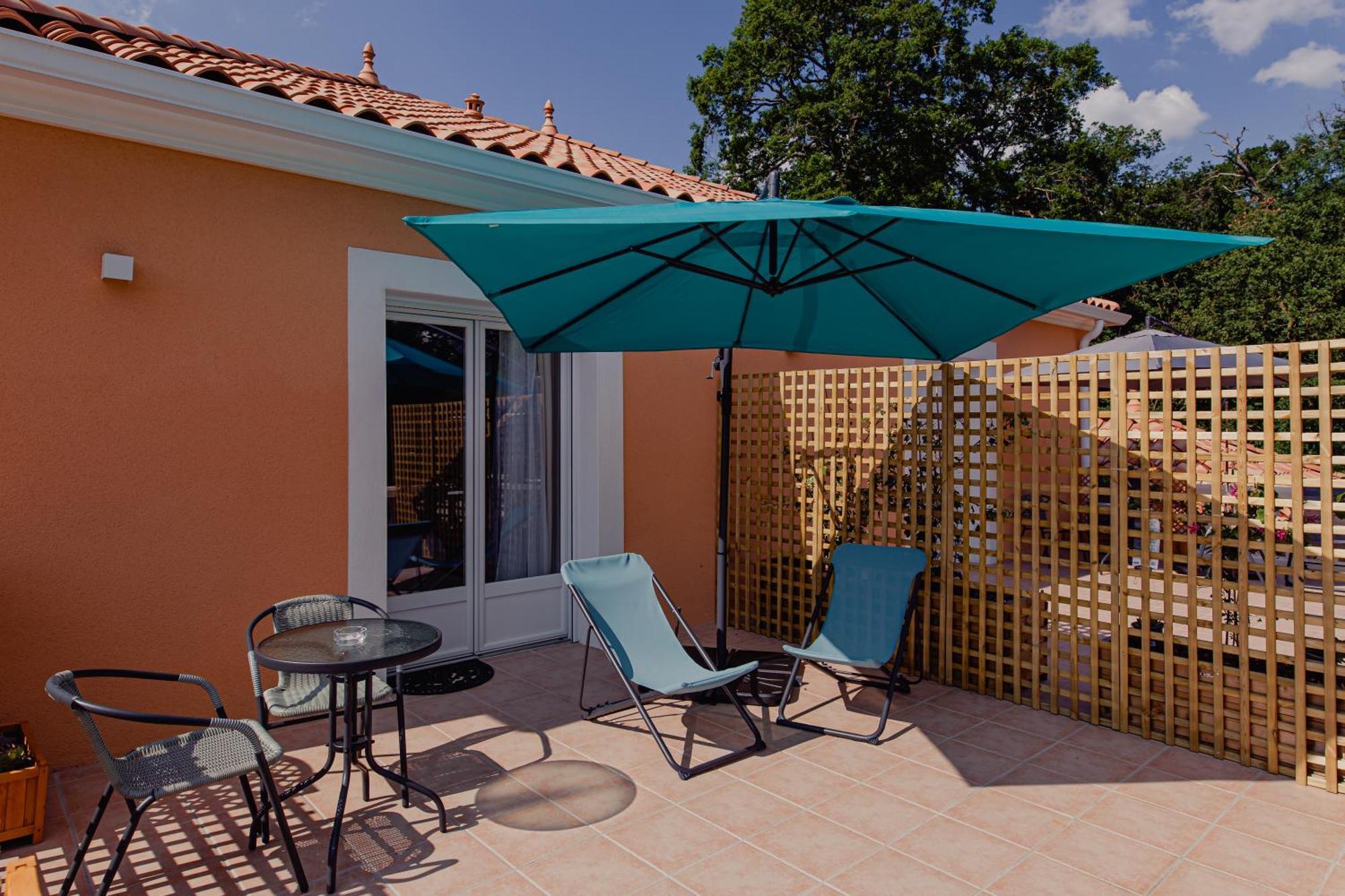 Villa Des Chenes-Adult Only Saint-Doulchard Εξωτερικό φωτογραφία