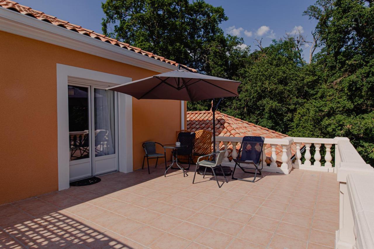 Villa Des Chenes-Adult Only Saint-Doulchard Εξωτερικό φωτογραφία